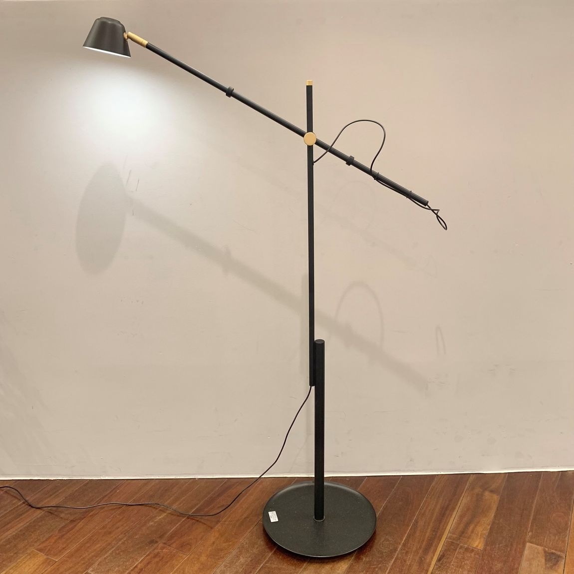 デリエ・イデー丸の内店】新商品 CAMPANA LAMPのご紹介｜ 無印良品